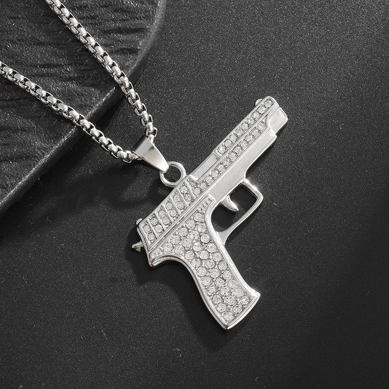 Hip-Hop Iced Out Spades Playing Card Necklace Men\'s Personalized Street Hip-Hop Rock Trend Jewelry Cool Luck Necklace