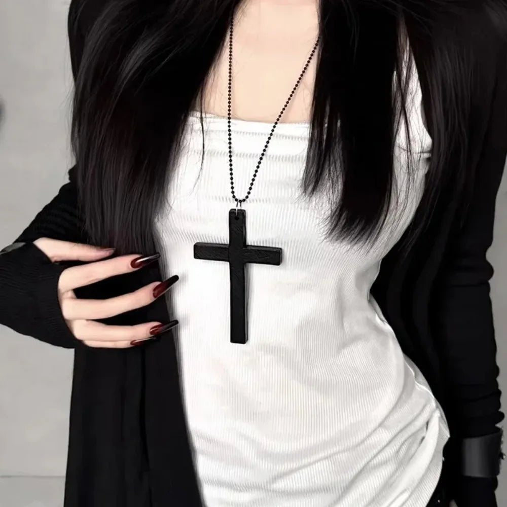 Collier Pendentif Croix en Bois Gothique & Punk – Style Y2K Vintage | Femme & Homme