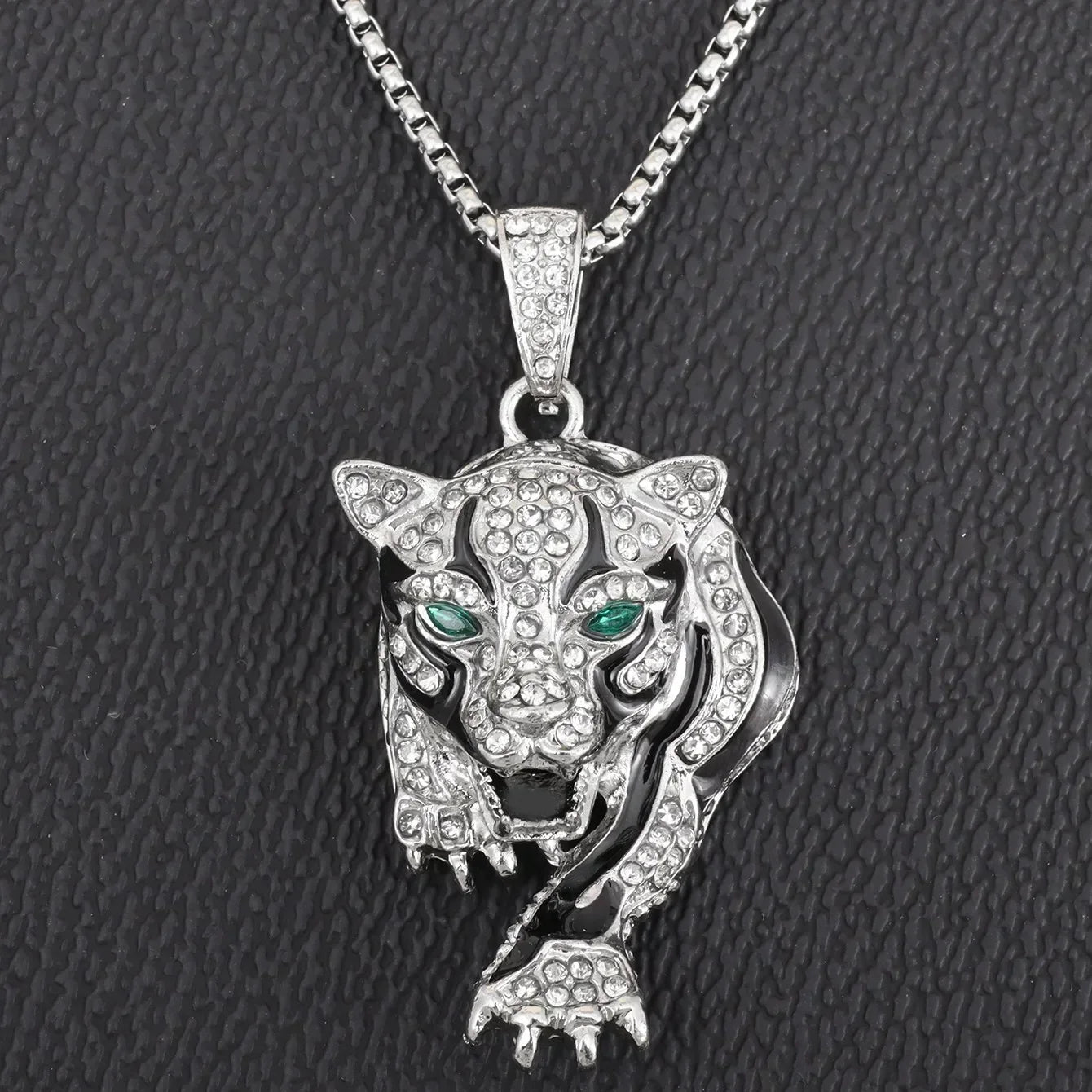 Hip-Hop Iced Out Spades Playing Card Necklace Men\'s Personalized Street Hip-Hop Rock Trend Jewelry Cool Luck Necklace