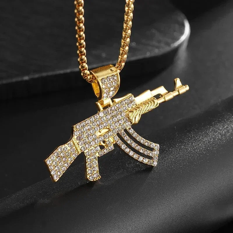Hip-Hop Iced Out Spades Playing Card Necklace Men\'s Personalized Street Hip-Hop Rock Trend Jewelry Cool Luck Necklace