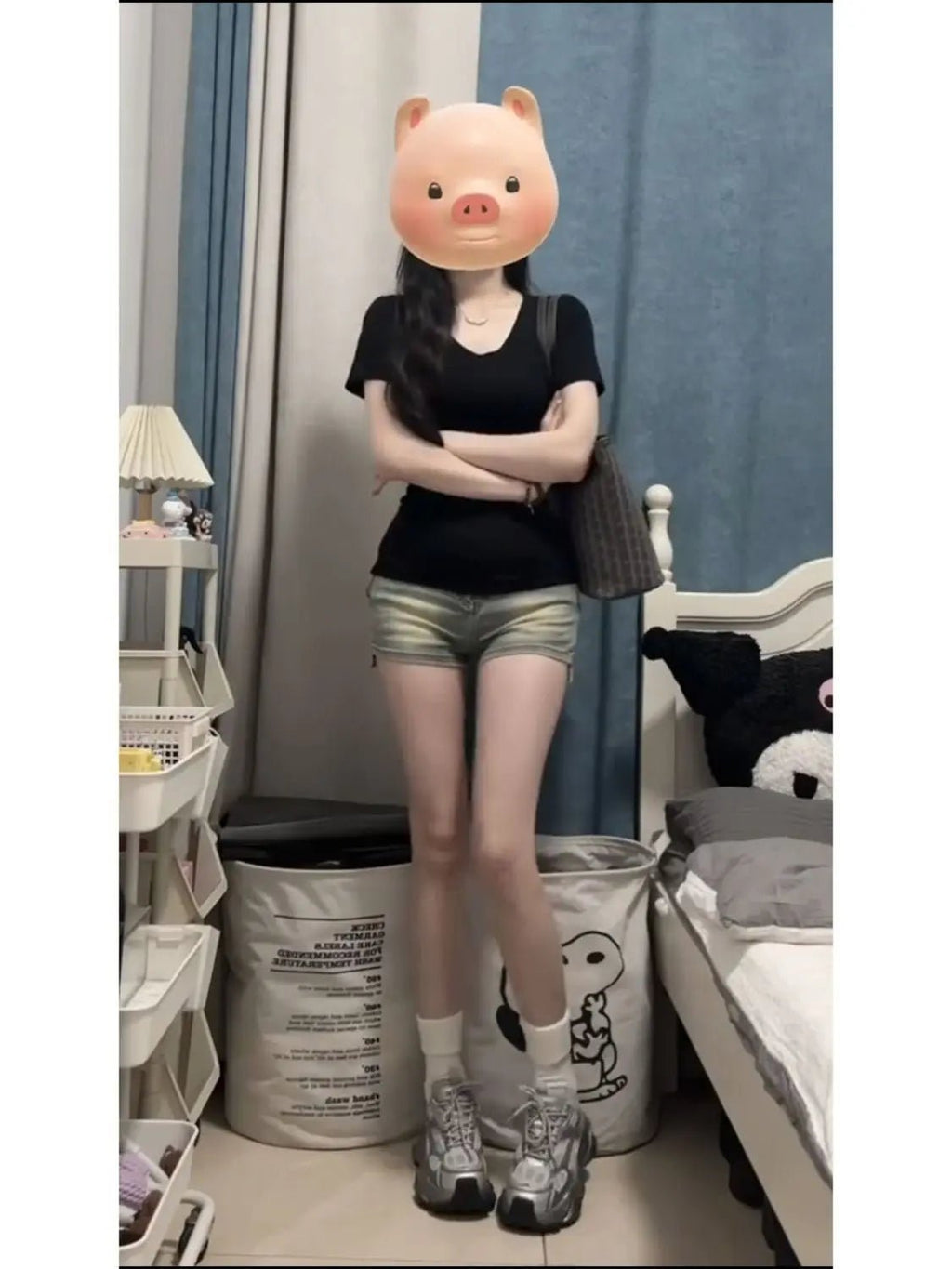 2026 Summer Korean Fashion T Shirt Women Black V-neck Short-Sleeved T-Shirt Slim-Fit Hottie Short  Crop Top Woman Y2K Tees Kpop
