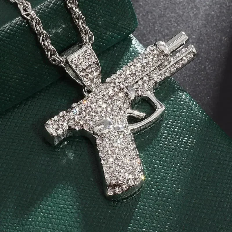 Hip-Hop Iced Out Spades Playing Card Necklace Men\'s Personalized Street Hip-Hop Rock Trend Jewelry Cool Luck Necklace