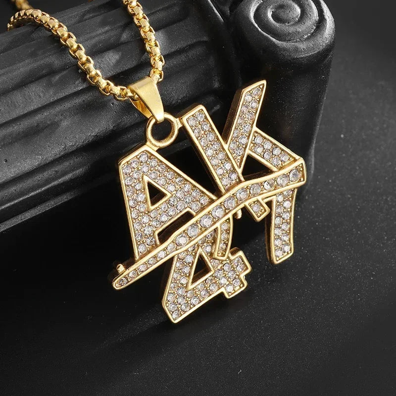 Hip-Hop Iced Out Spades Playing Card Necklace Men\'s Personalized Street Hip-Hop Rock Trend Jewelry Cool Luck Necklace