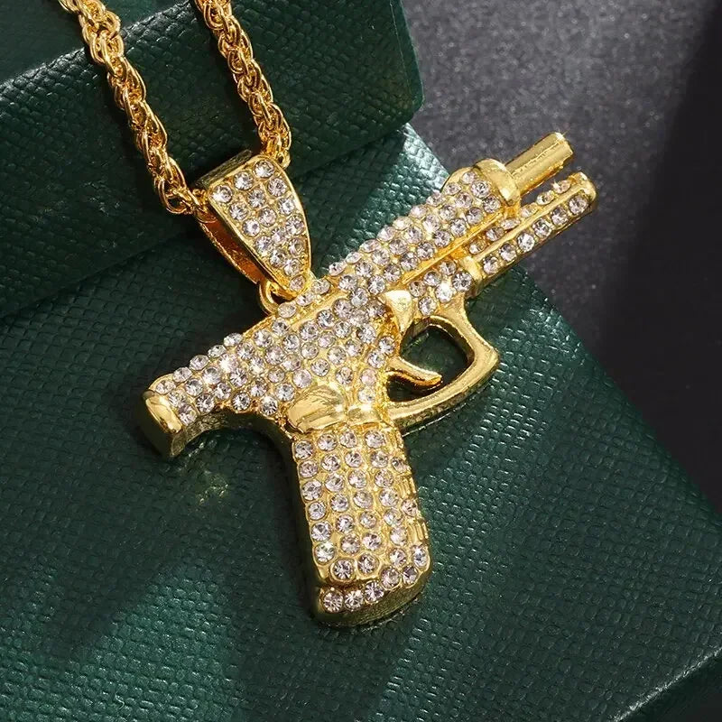 Hip-Hop Iced Out Spades Playing Card Necklace Men\'s Personalized Street Hip-Hop Rock Trend Jewelry Cool Luck Necklace