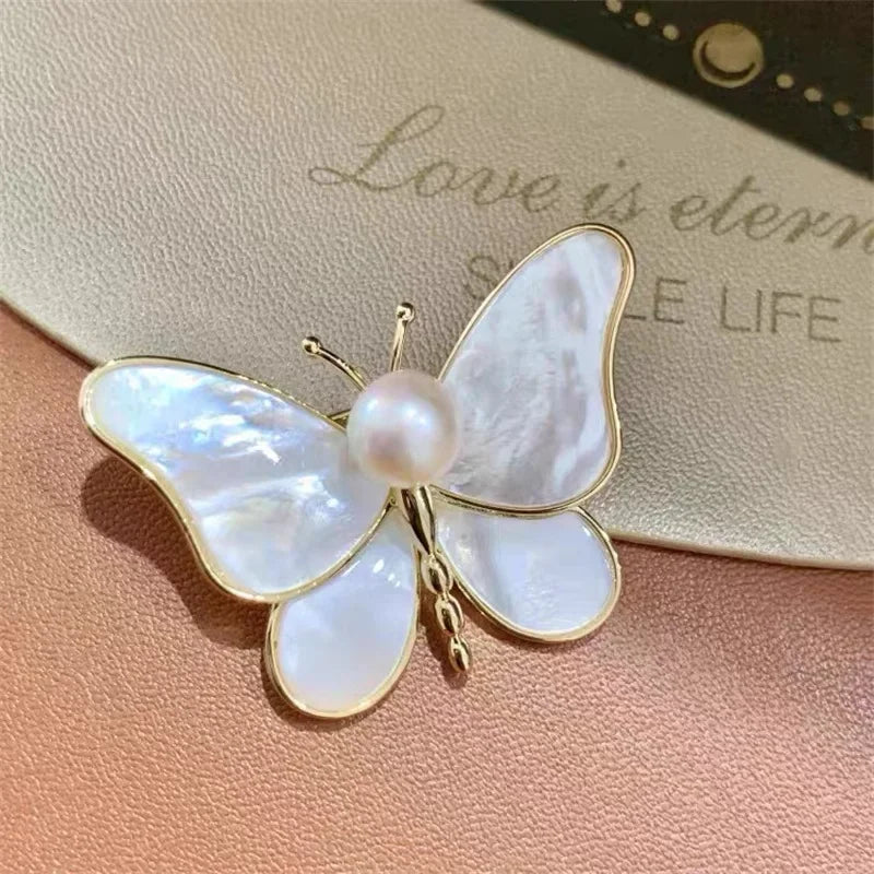 Butterfly White Shell Brooches For Women Charm Pearl Cold Color Pins Party Clothing Accessories Boho Summer Jewelry Gift