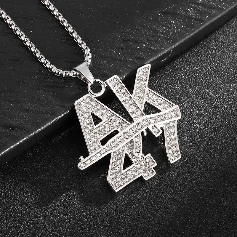 Hip-Hop Iced Out Spades Playing Card Necklace Men\'s Personalized Street Hip-Hop Rock Trend Jewelry Cool Luck Necklace